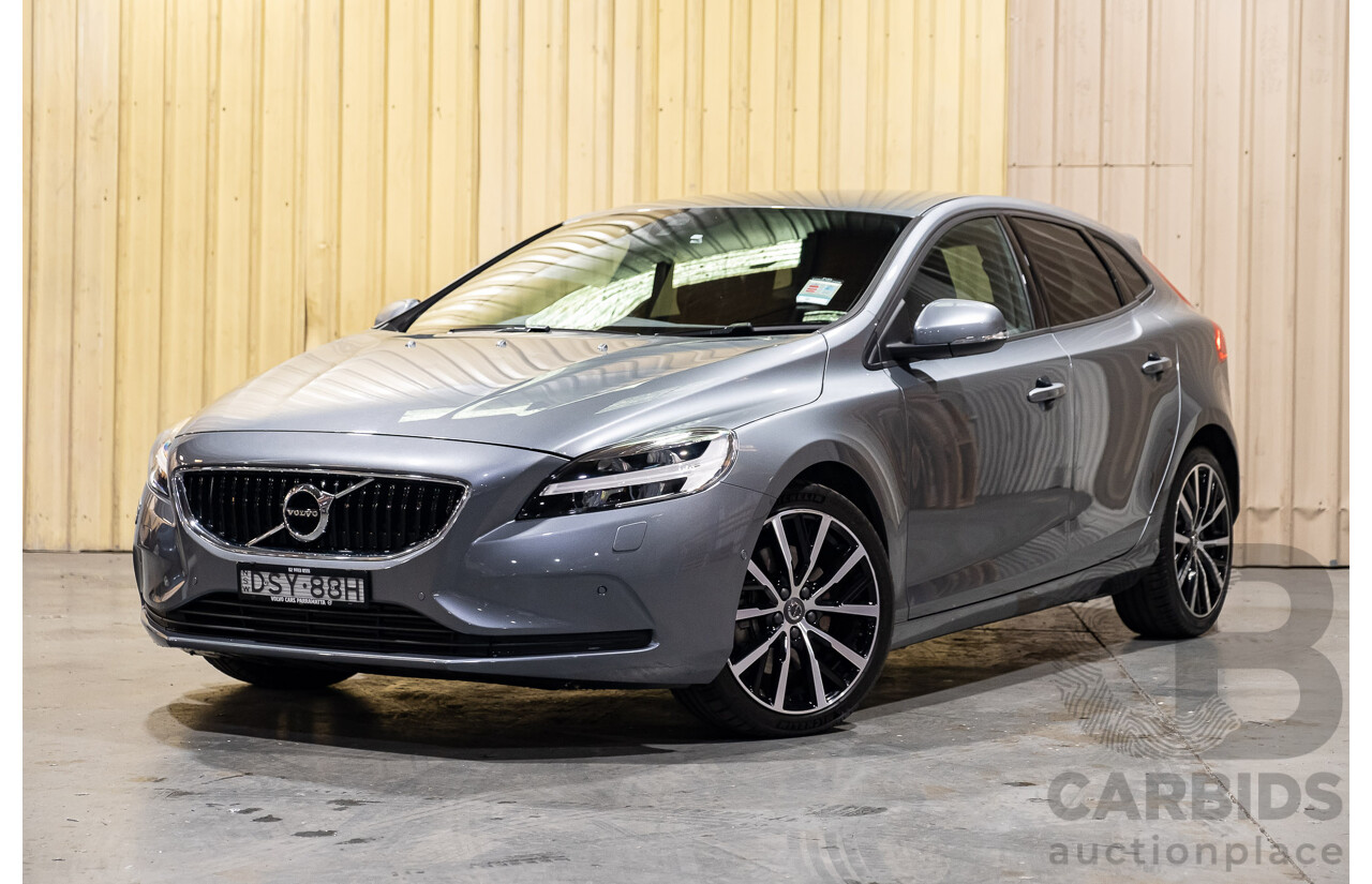 9/2017 Volvo V40 T3 Kinetic M MY16 5d Hatchback Metallic Grey Turbo 1.5L