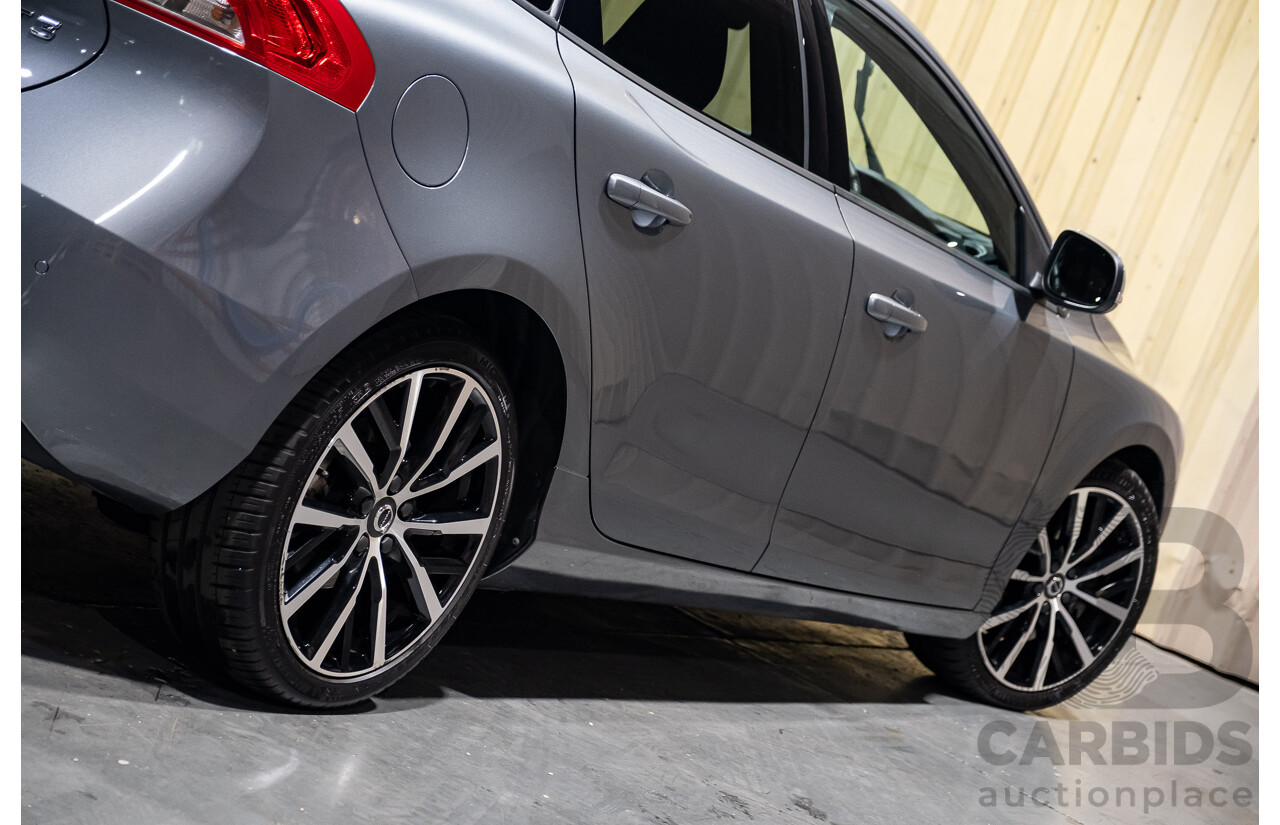 9/2017 Volvo V40 T3 Kinetic M MY16 5d Hatchback Metallic Grey Turbo 1.5L