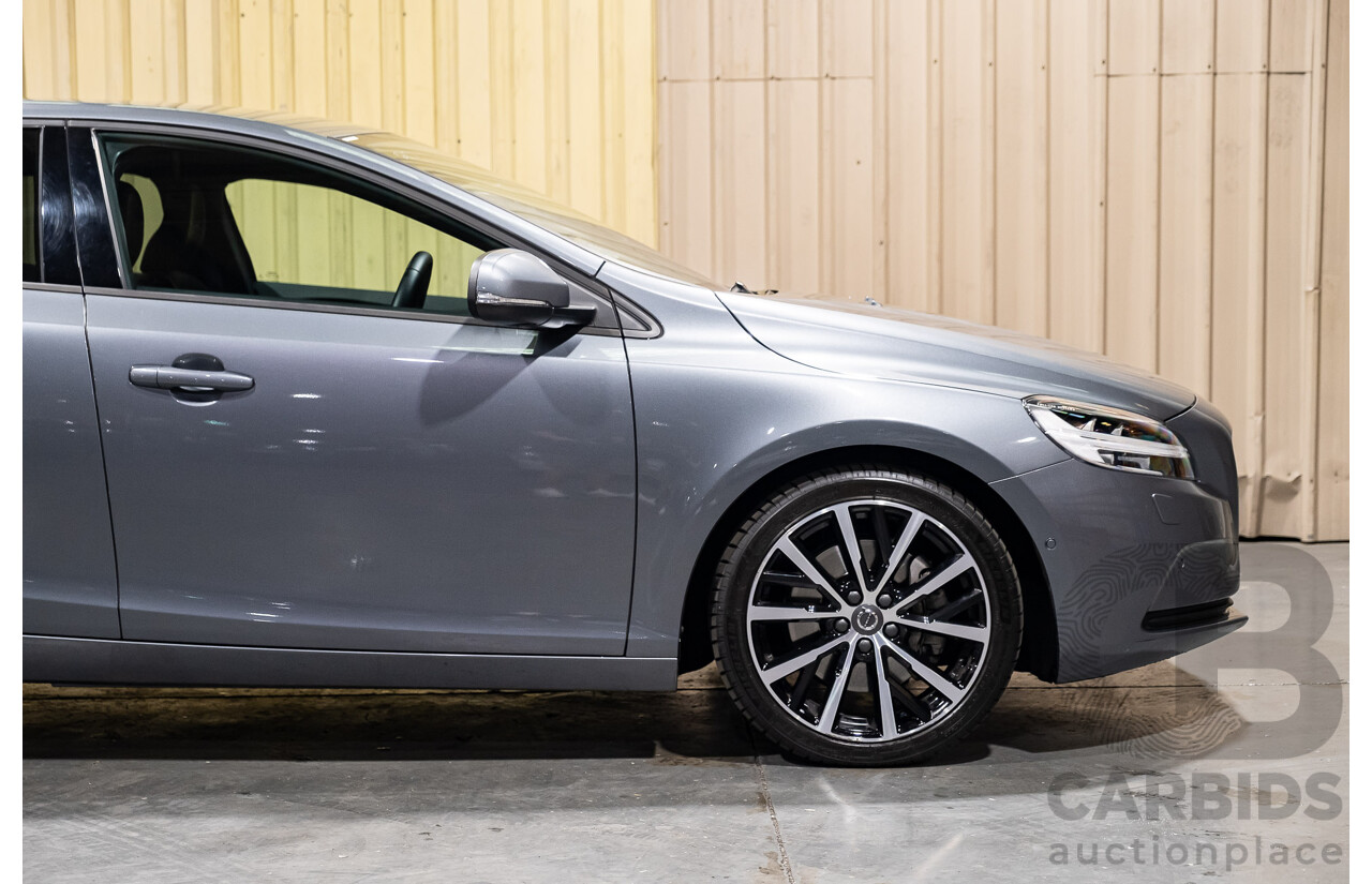 9/2017 Volvo V40 T3 Kinetic M MY16 5d Hatchback Metallic Grey Turbo 1.5L