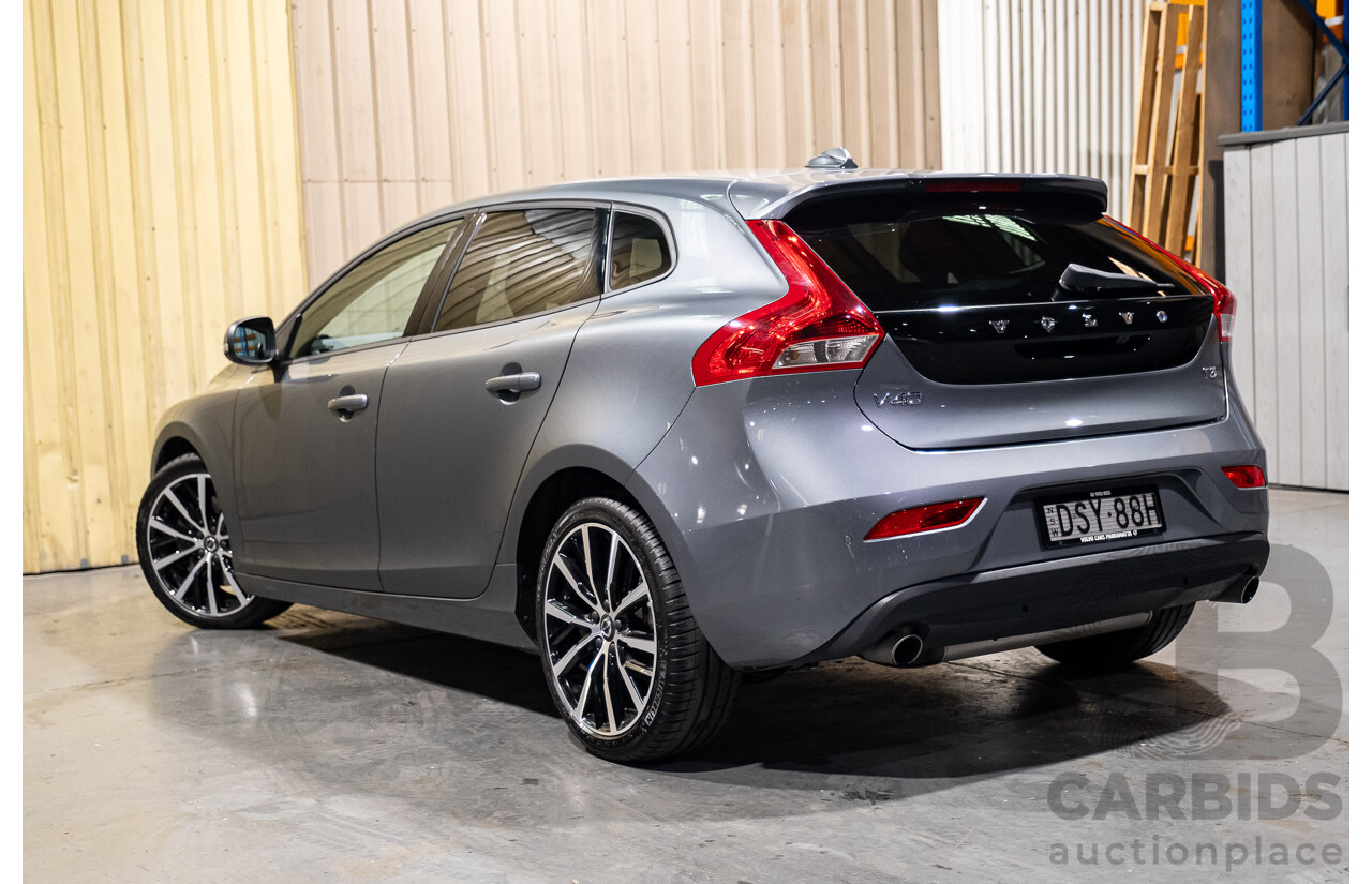 9/2017 Volvo V40 T3 Kinetic M MY16 5d Hatchback Metallic Grey Turbo 1.5L