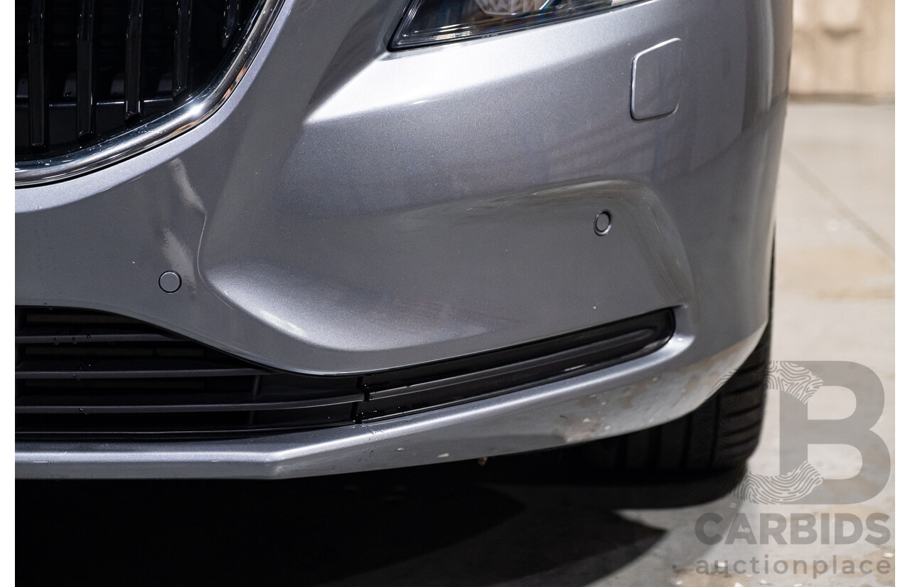 9/2017 Volvo V40 T3 Kinetic M MY16 5d Hatchback Metallic Grey Turbo 1.5L