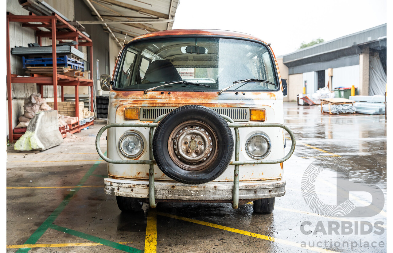 6/1975 Volkswagen Kombi Type 2 T2 Microbus Transporter Van White 1.8L