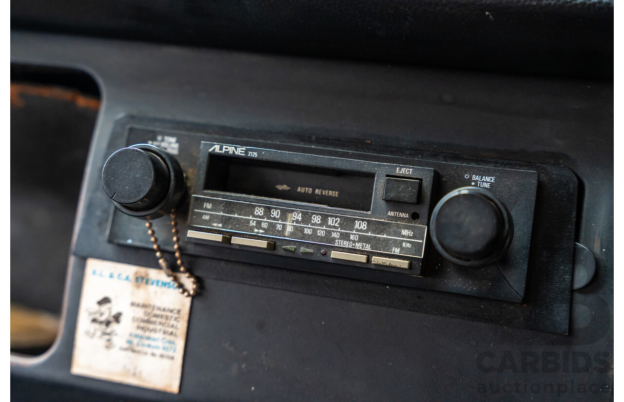 6/1975 Volkswagen Kombi Type 2 T2 Microbus Transporter Van White 1.8L