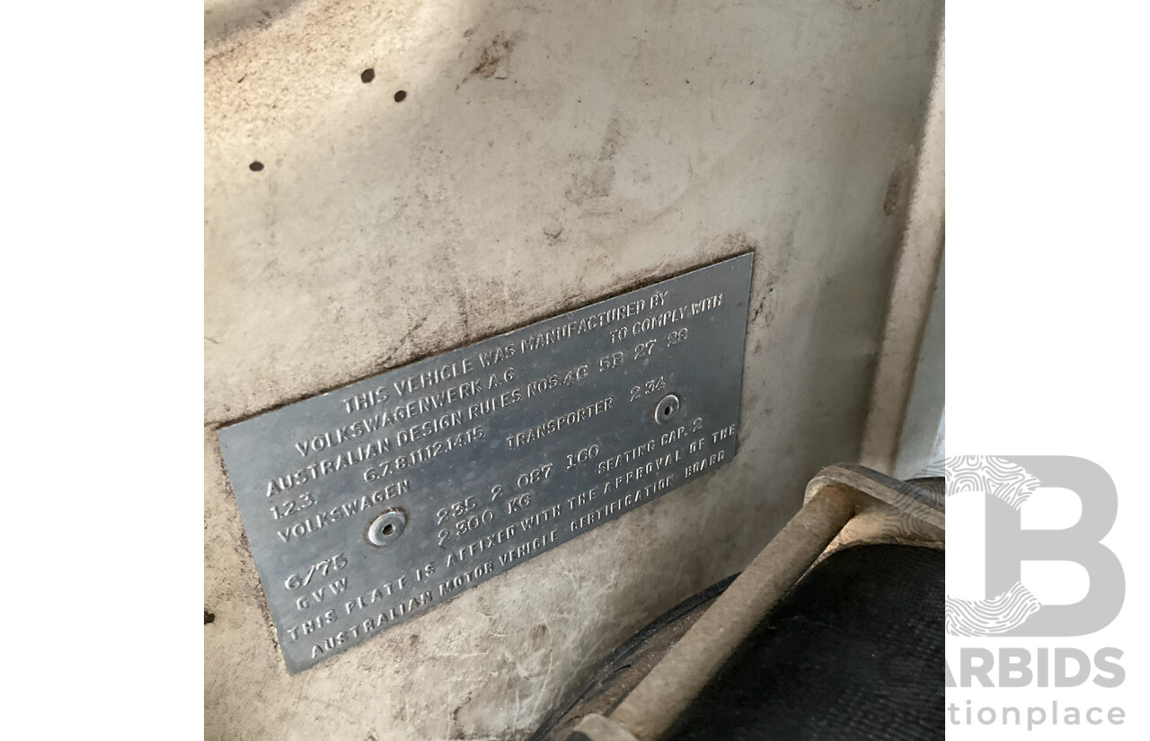 6/1975 Volkswagen Kombi Type 2 T2 Microbus Transporter Van White 1.8L