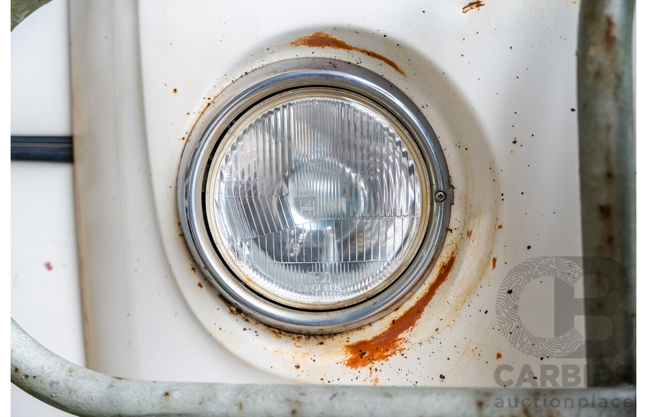 6/1975 Volkswagen Kombi Type 2 T2 Microbus Transporter Van White 1.8L