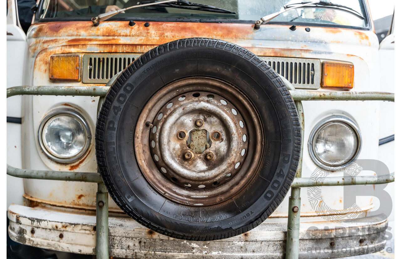 6/1975 Volkswagen Kombi Type 2 T2 Microbus Transporter Van White 1.8L