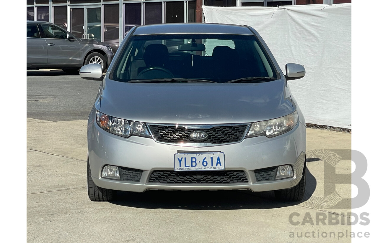 11/2010 Kia Cerato SLi TD MY11 5d Hatchback Silver  2.0L