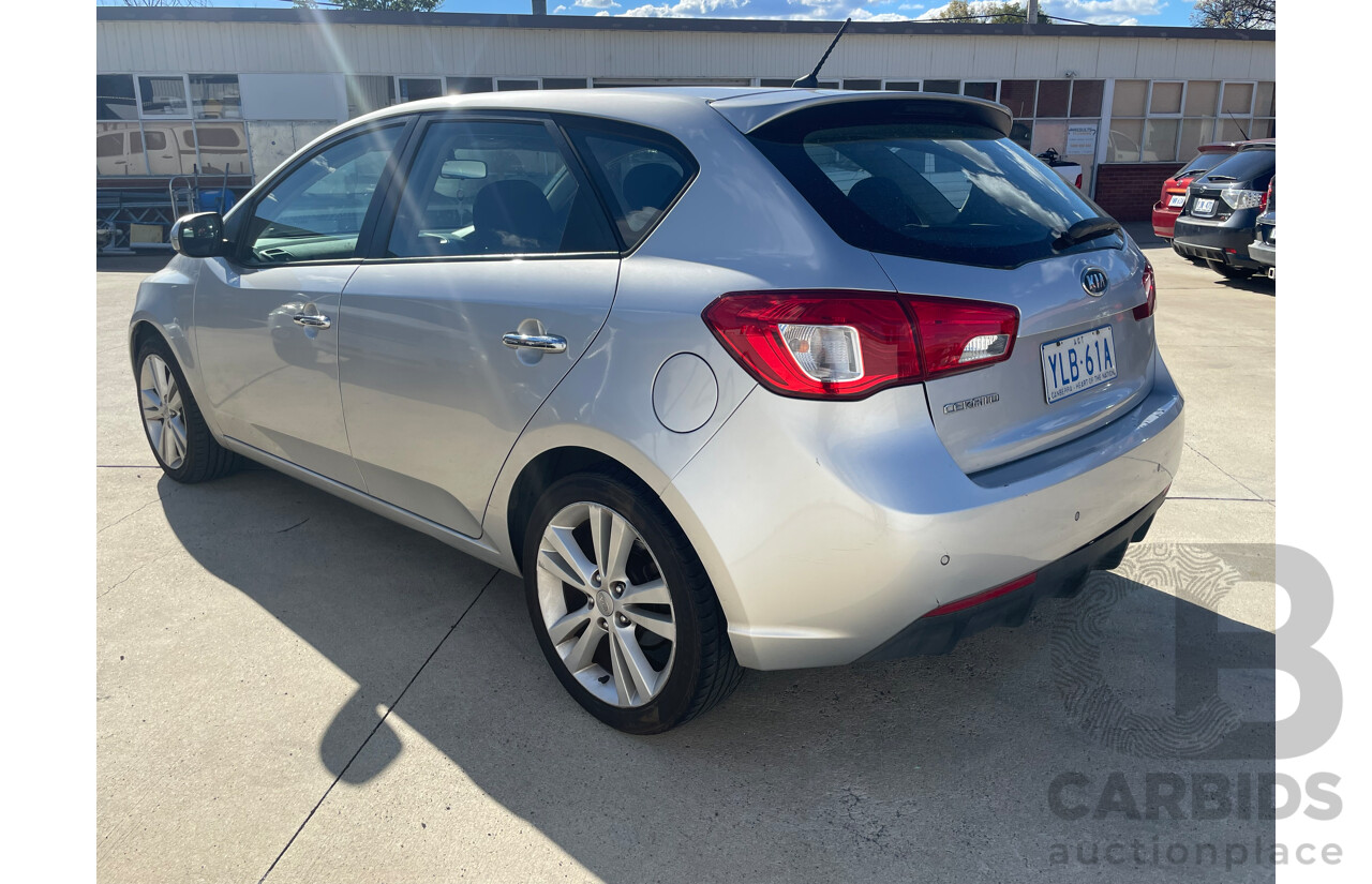 11/2010 Kia Cerato SLi TD MY11 5d Hatchback Silver  2.0L