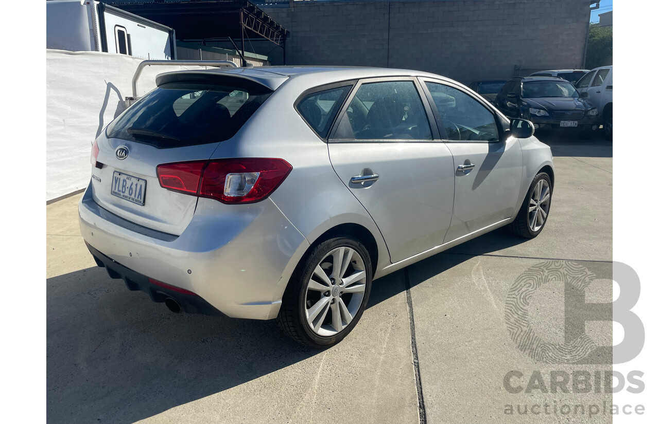 11/2010 Kia Cerato SLi TD MY11 5d Hatchback Silver  2.0L