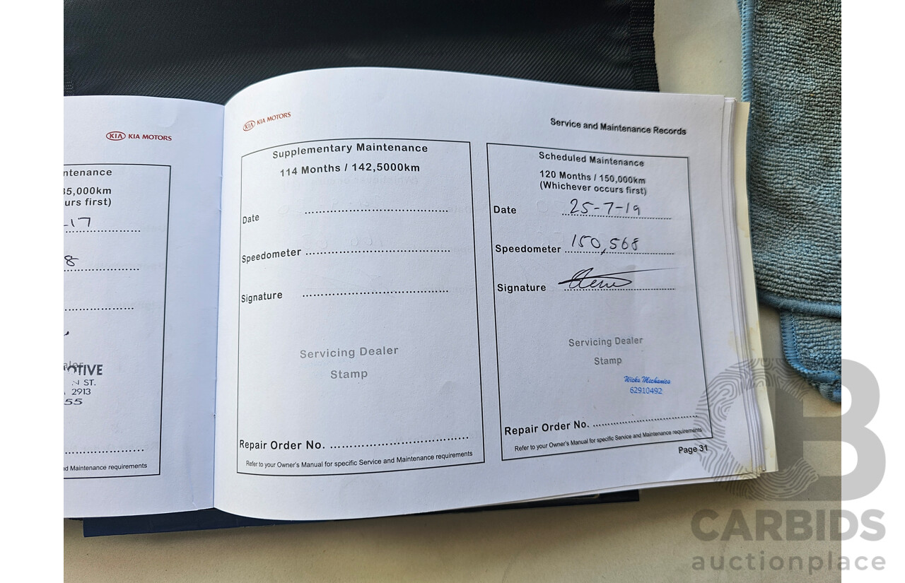 11/2010 Kia Cerato SLi TD MY11 5d Hatchback Silver  2.0L