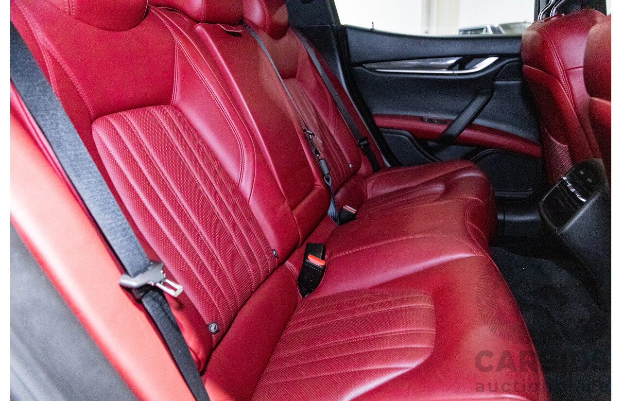 5/2015 Maserati Ghibli D M157 4d Sedan Metallic Black Turbo Diesel V6 3.0L