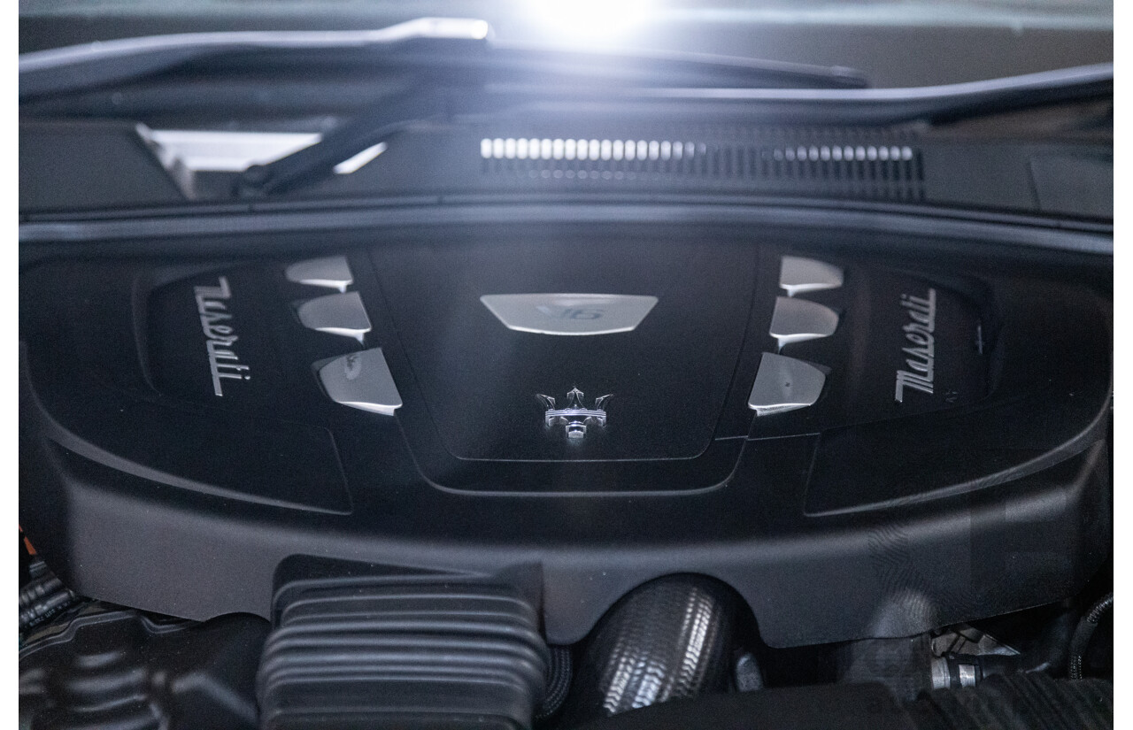 5/2015 Maserati Ghibli D M157 4d Sedan Metallic Black Turbo Diesel V6 3.0L