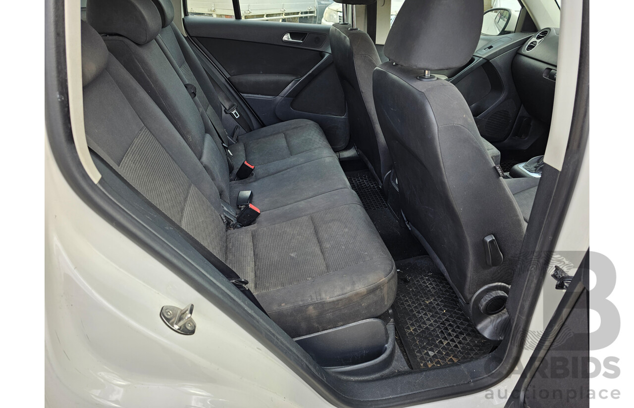 4/2013 Volkswagen Tiguan 103 TDI 5NC MY13 4d Wagon White 2.0L