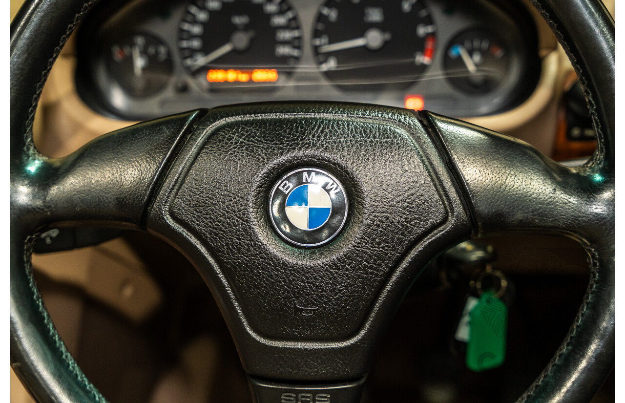 4/1997 BMW Z3 E36-7 2d Roadster Montreal Blue Metallic 1.9L