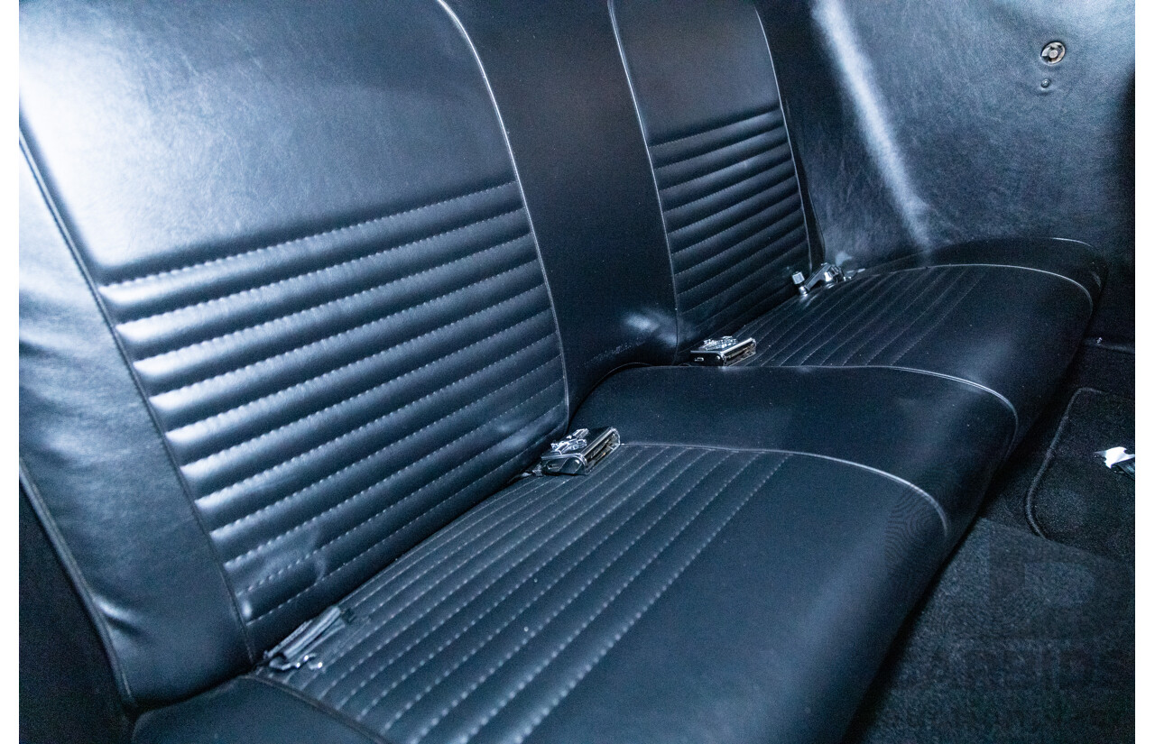 01/1967 Ford Mustang Hardtop 2d Coupe Metallic Blue 289ci V8 4.7L