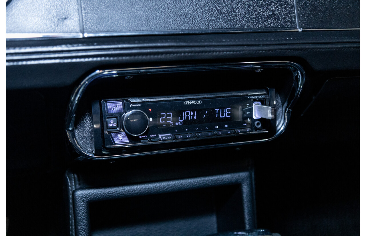 01/1967 Ford Mustang Hardtop 2d Coupe Metallic Blue 289ci V8 4.7L