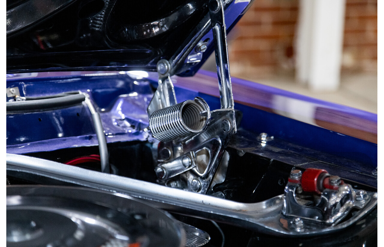 01/1967 Ford Mustang Hardtop 2d Coupe Metallic Blue 289ci V8 4.7L