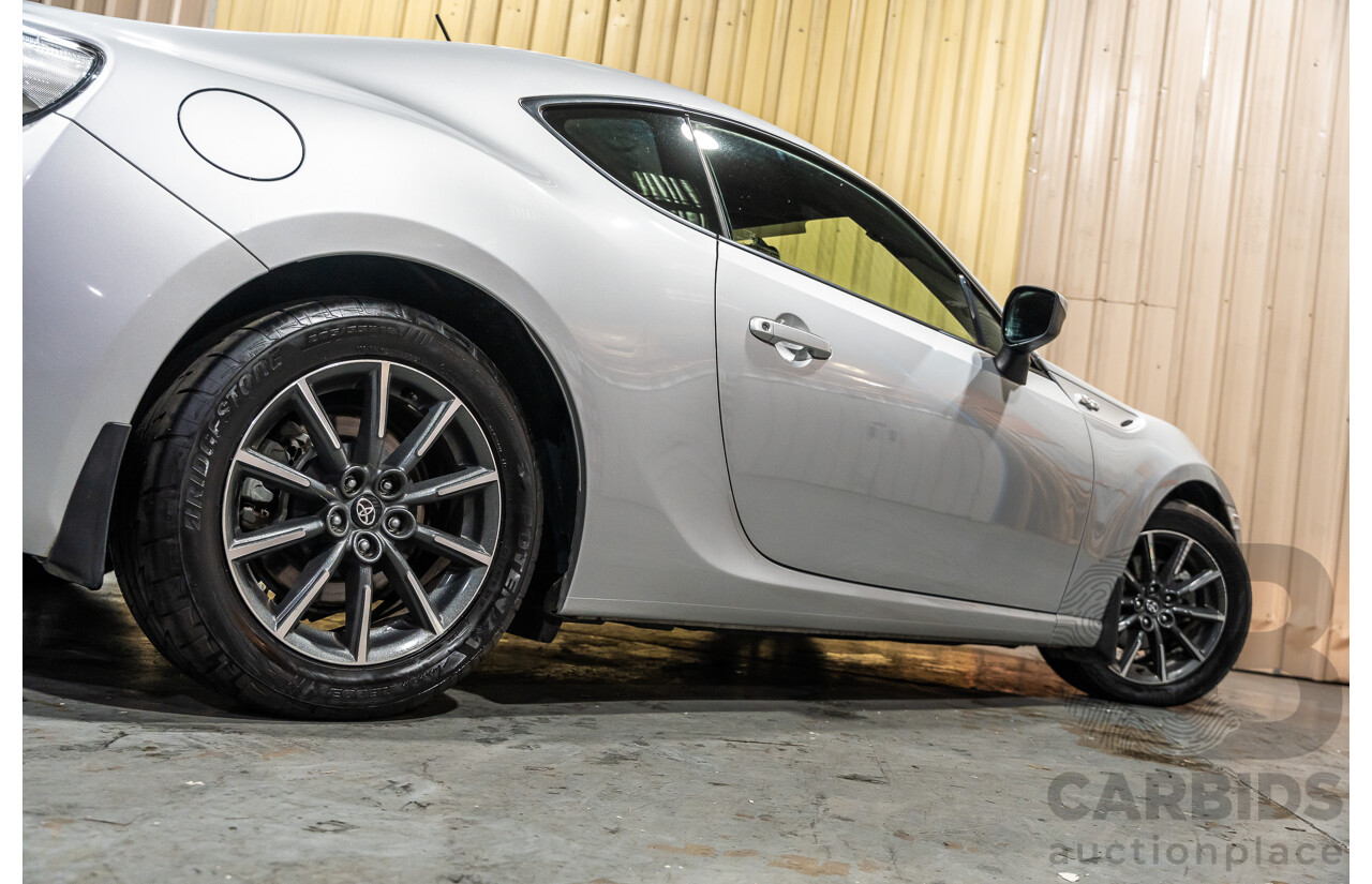 7/2012 Toyota 86 GT ZN6 2d Coupe Metallic Silver 2.0L