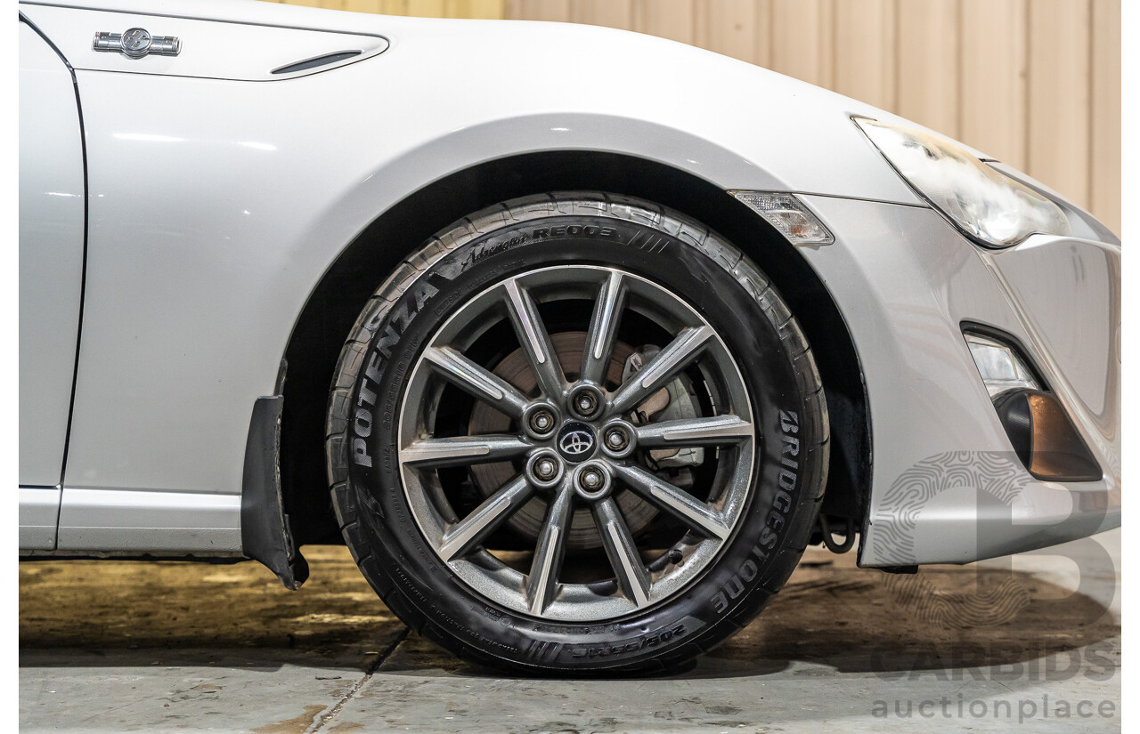 7/2012 Toyota 86 GT ZN6 2d Coupe Metallic Silver 2.0L