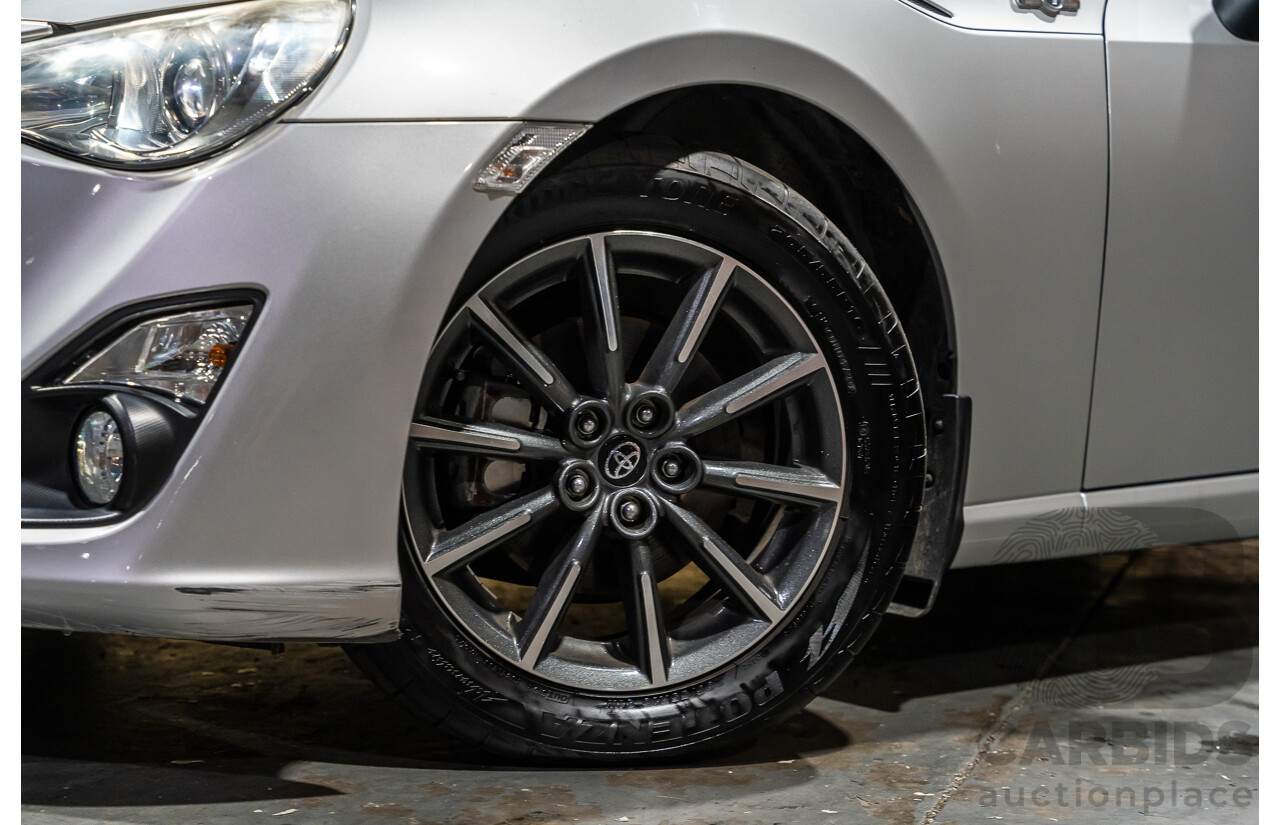 7/2012 Toyota 86 GT ZN6 2d Coupe Metallic Silver 2.0L