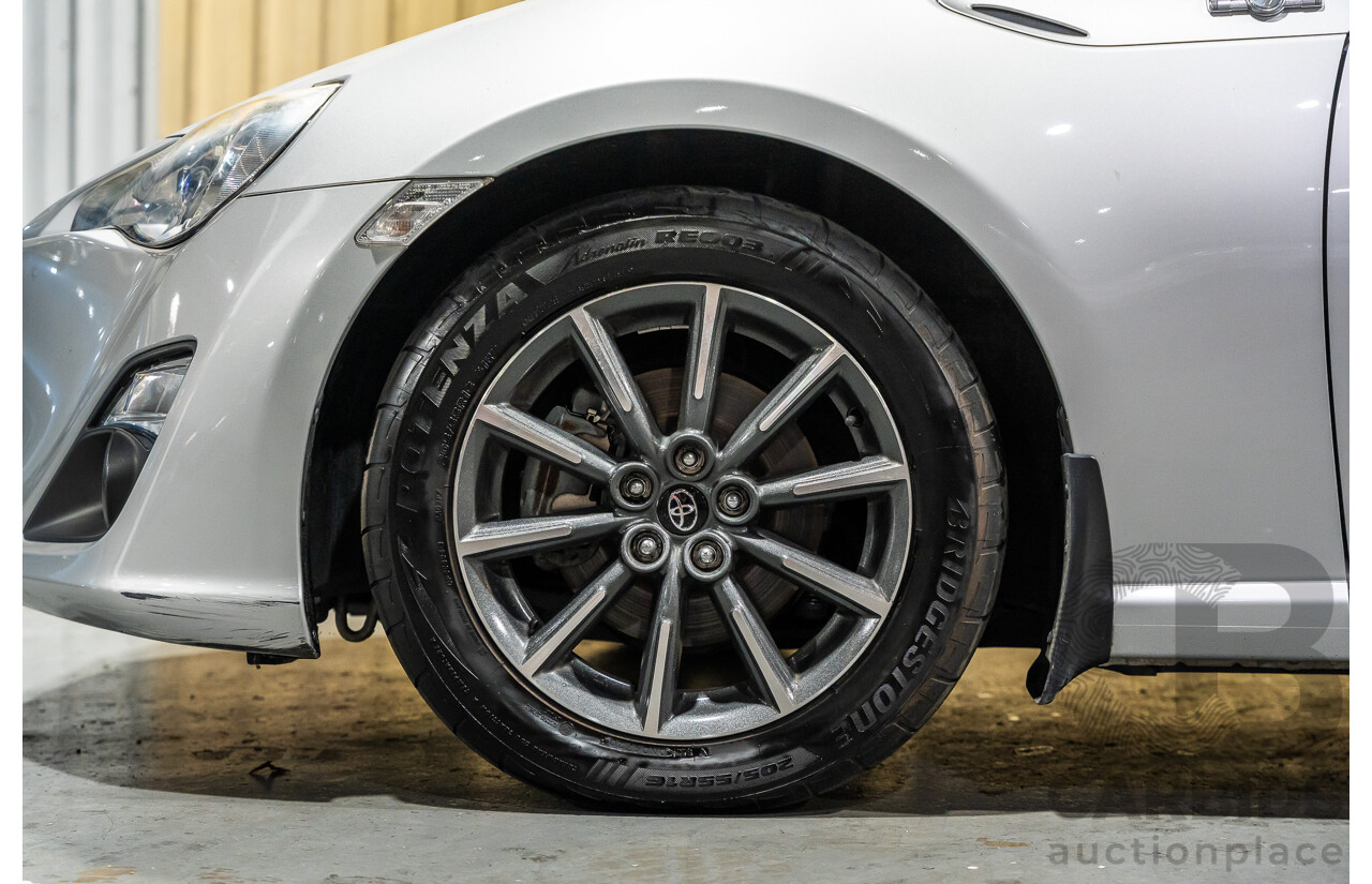 7/2012 Toyota 86 GT ZN6 2d Coupe Metallic Silver 2.0L