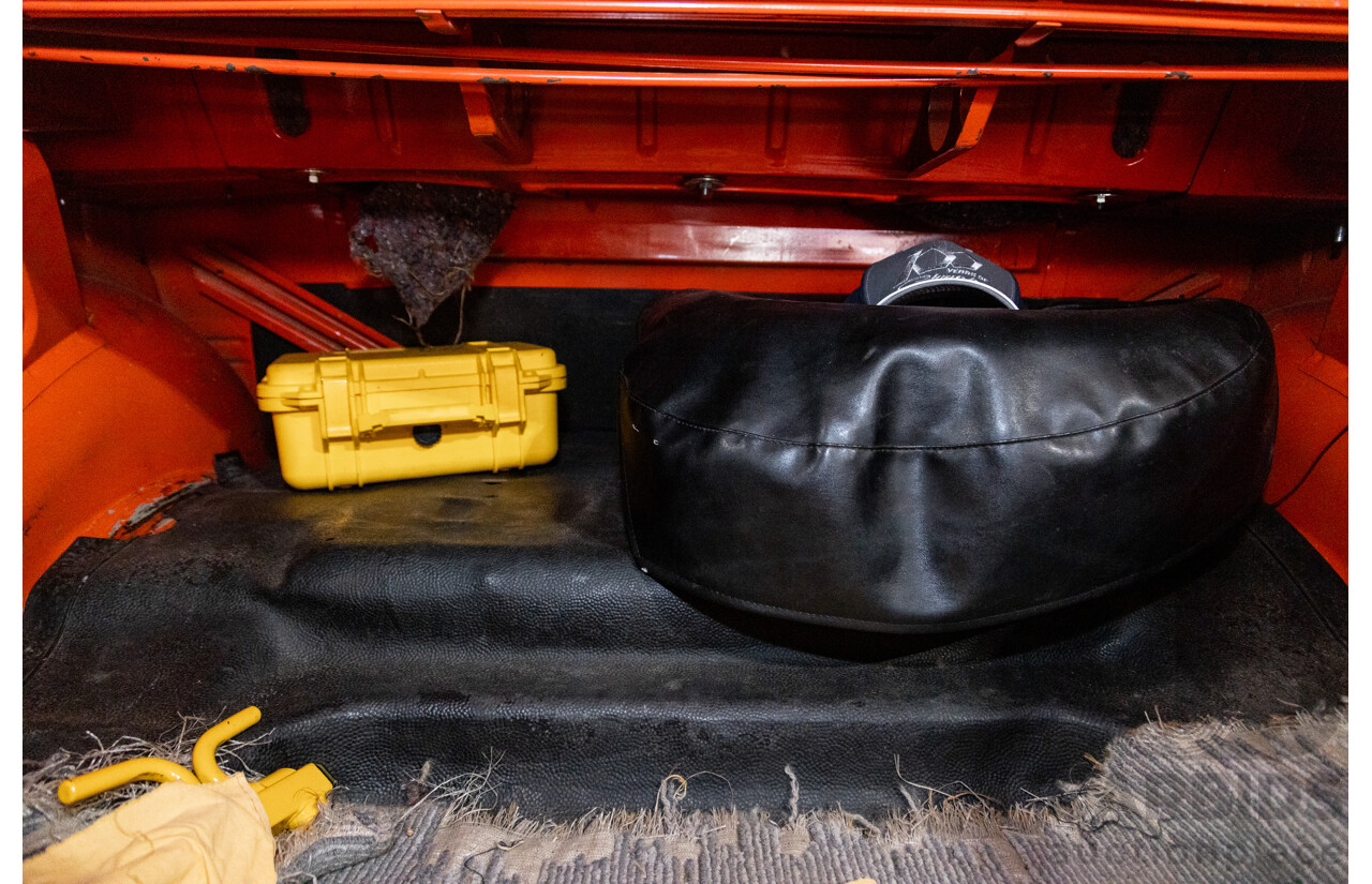 1/1972 Chrysler Valiant Regal 770 VH Hardtop 2d Coupe Hemi Orange 318ci Fireball V8 5.2L - Original Survivor Car