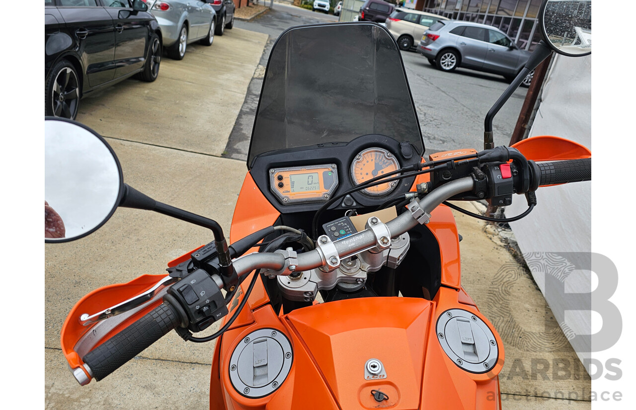 12/2006 KTM Adventure S Motor Cycle