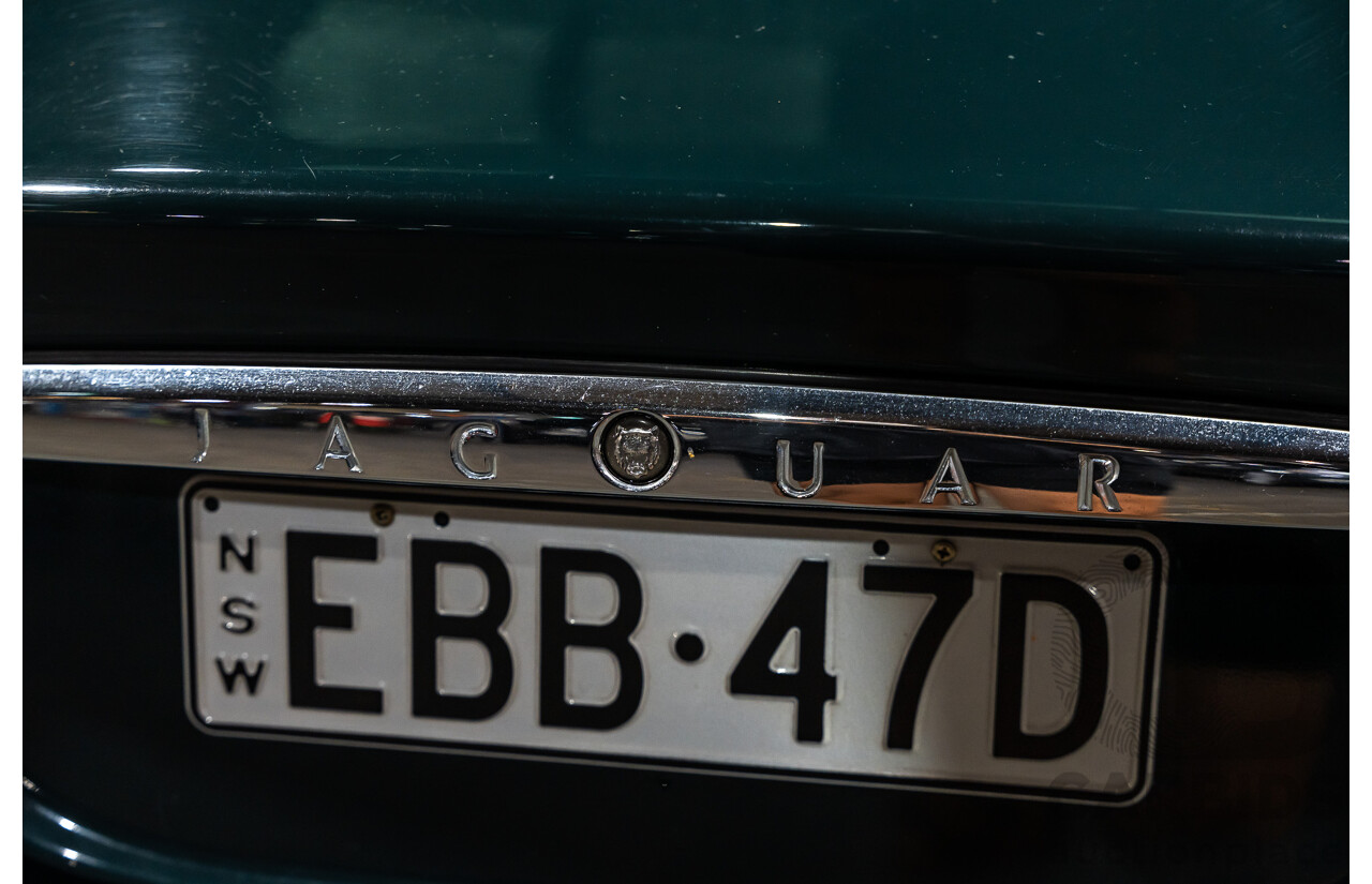 06/2001 Jaguar S Type V6 MY01 4d Sedan Green V6 3.0L