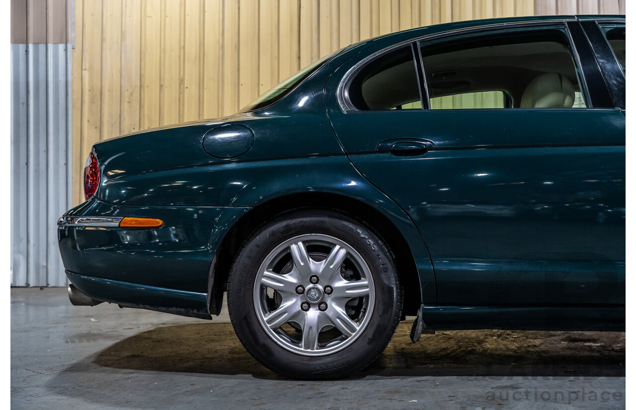 06/2001 Jaguar S Type V6 MY01 4d Sedan Green V6 3.0L