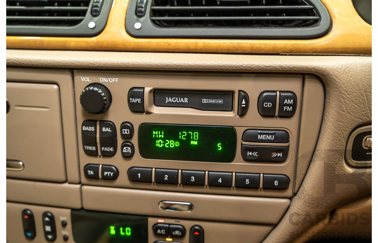 06/2001 Jaguar S Type V6 MY01 4d Sedan Green V6 3.0L