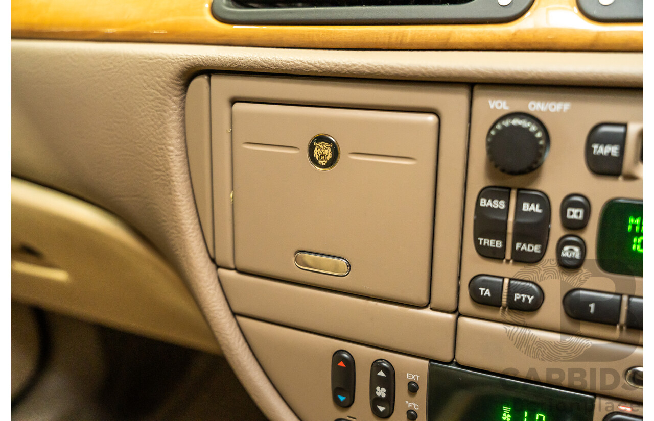 06/2001 Jaguar S Type V6 MY01 4d Sedan Green V6 3.0L