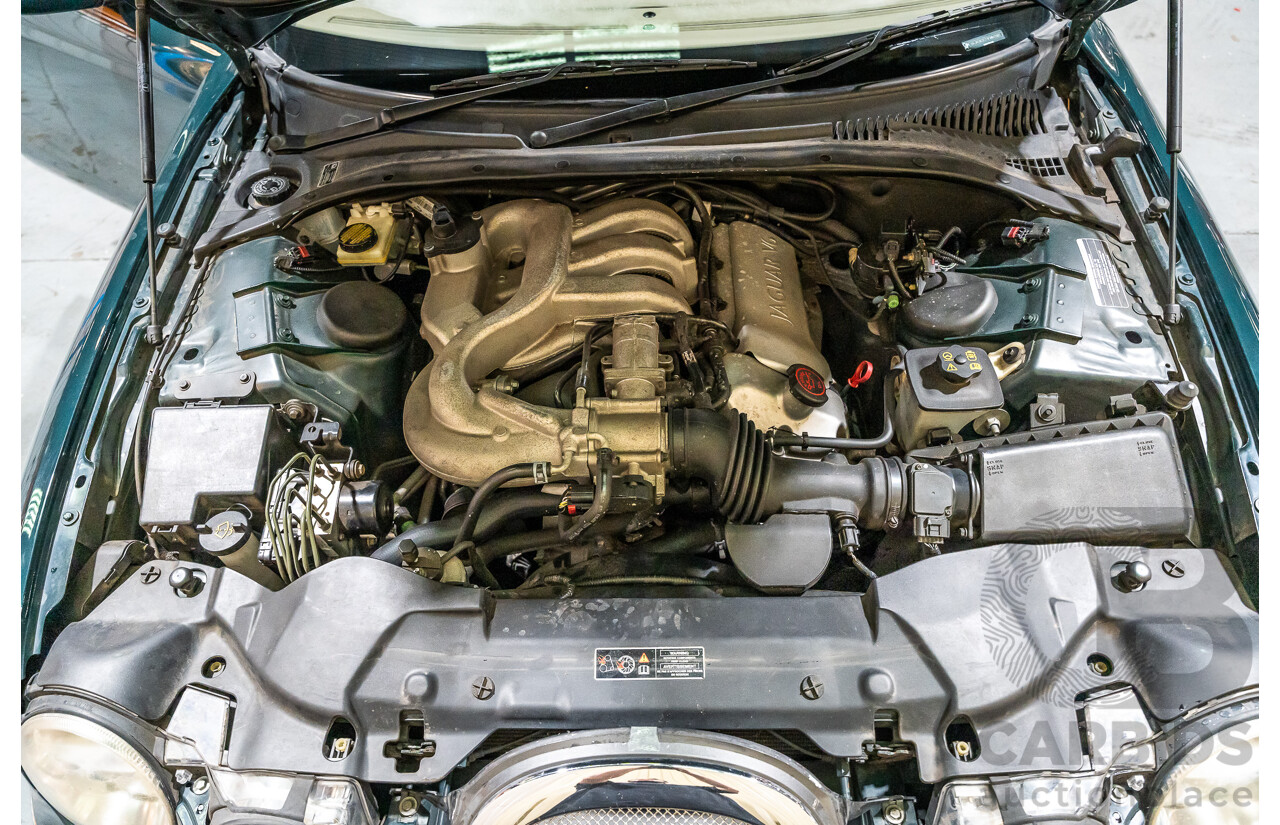 06/2001 Jaguar S Type V6 MY01 4d Sedan Green V6 3.0L