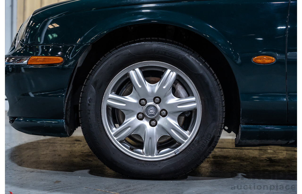 06/2001 Jaguar S Type V6 MY01 4d Sedan Green V6 3.0L