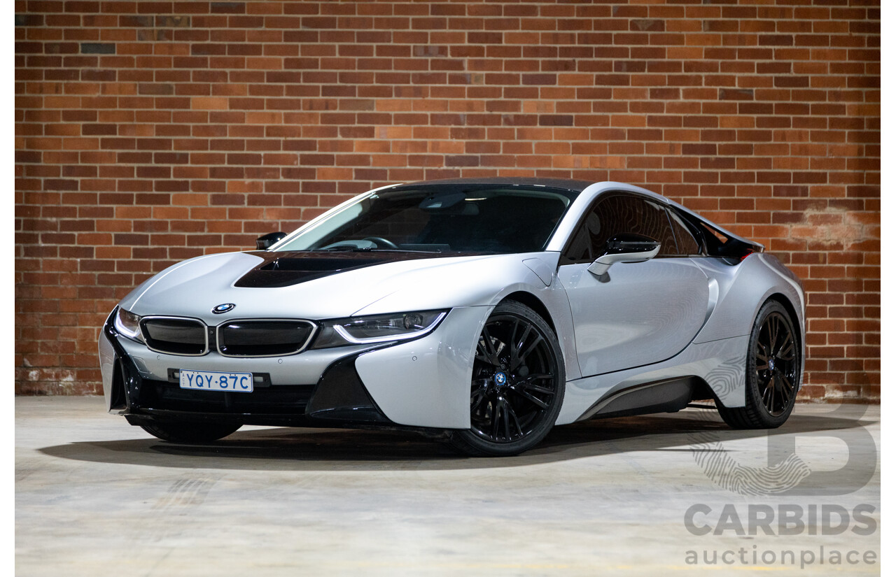 7/2016 BMW i8 Hybrid I12 (AWD) 2d Coupe Iconic Silver Metallic Turbo 1.5L