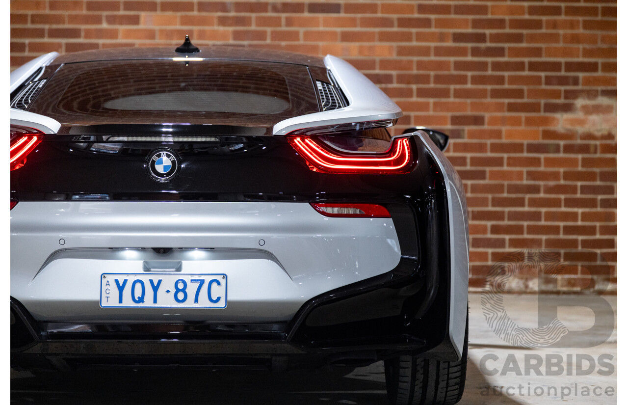 7/2016 BMW i8 Hybrid I12 (AWD) 2d Coupe Iconic Silver Metallic Turbo 1.5L