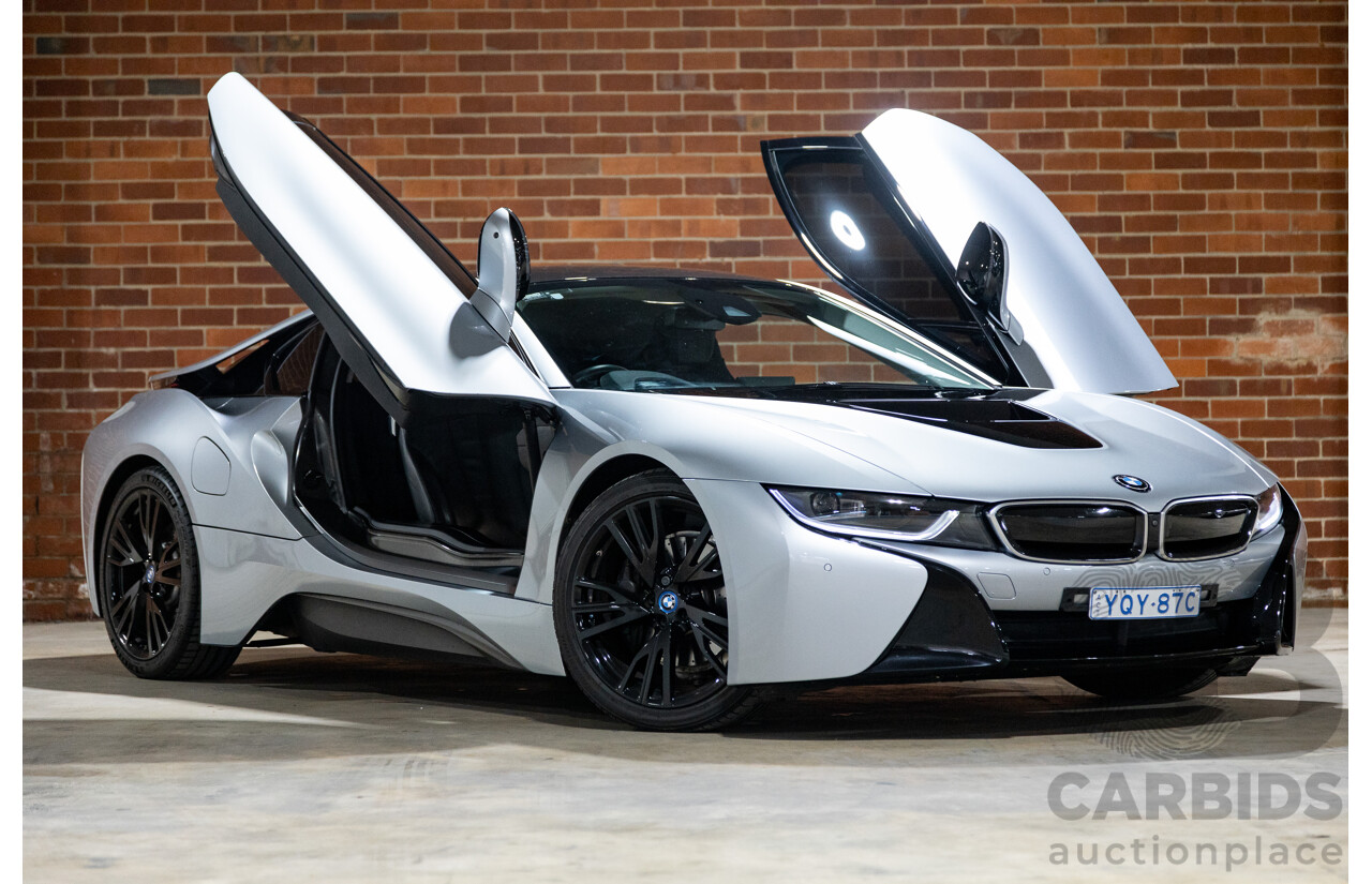 7/2016 BMW i8 Hybrid I12 (AWD) 2d Coupe Iconic Silver Metallic Turbo 1.5L