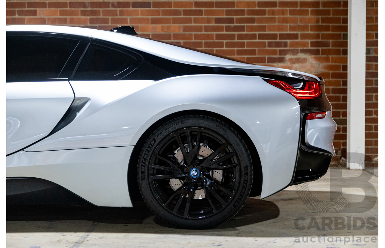 7/2016 BMW i8 Hybrid I12 (AWD) 2d Coupe Iconic Silver Metallic Turbo 1.5L