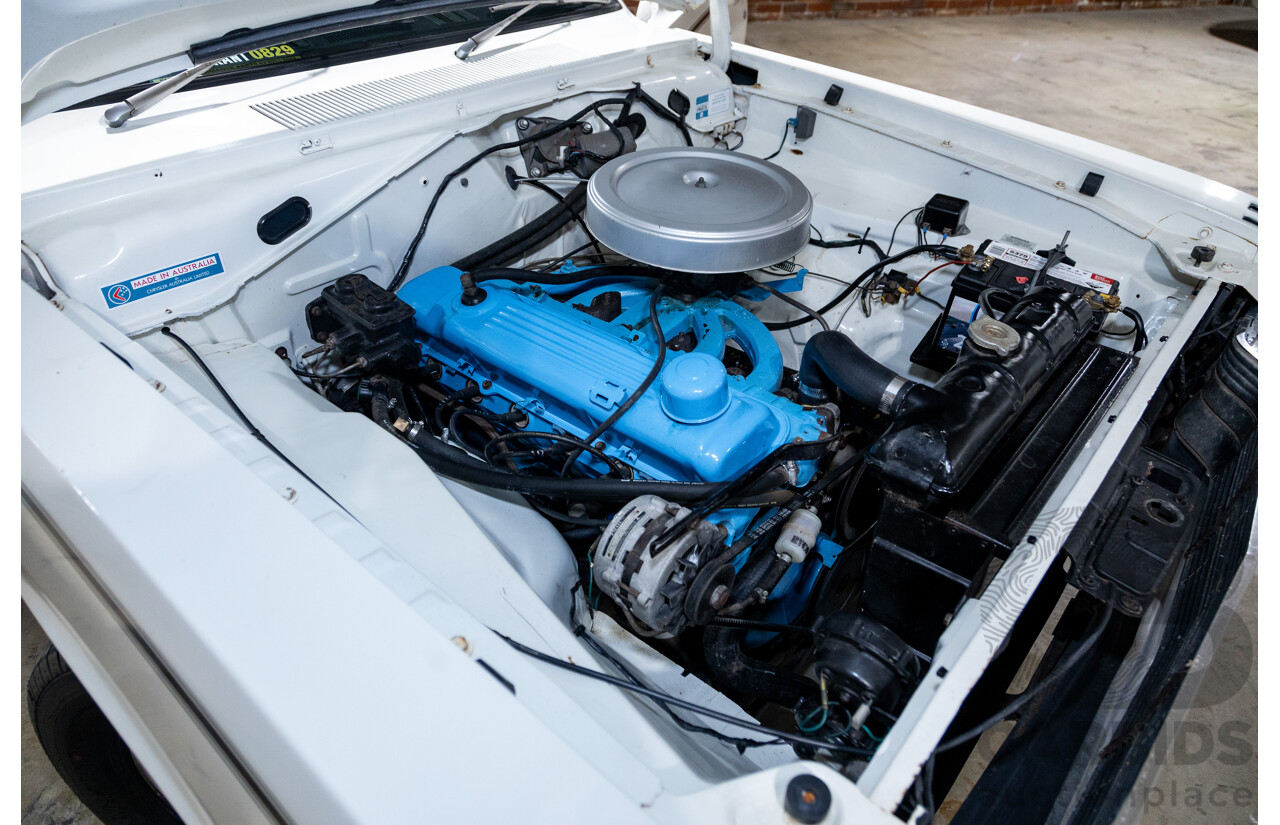 1/1969 Chrysler Valiant Pacer 225 VF 4d Sedan White 3.7L