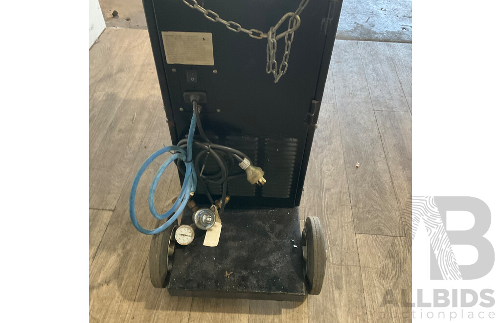 UNIMIG Pro-Craft 240 - MIG Welder