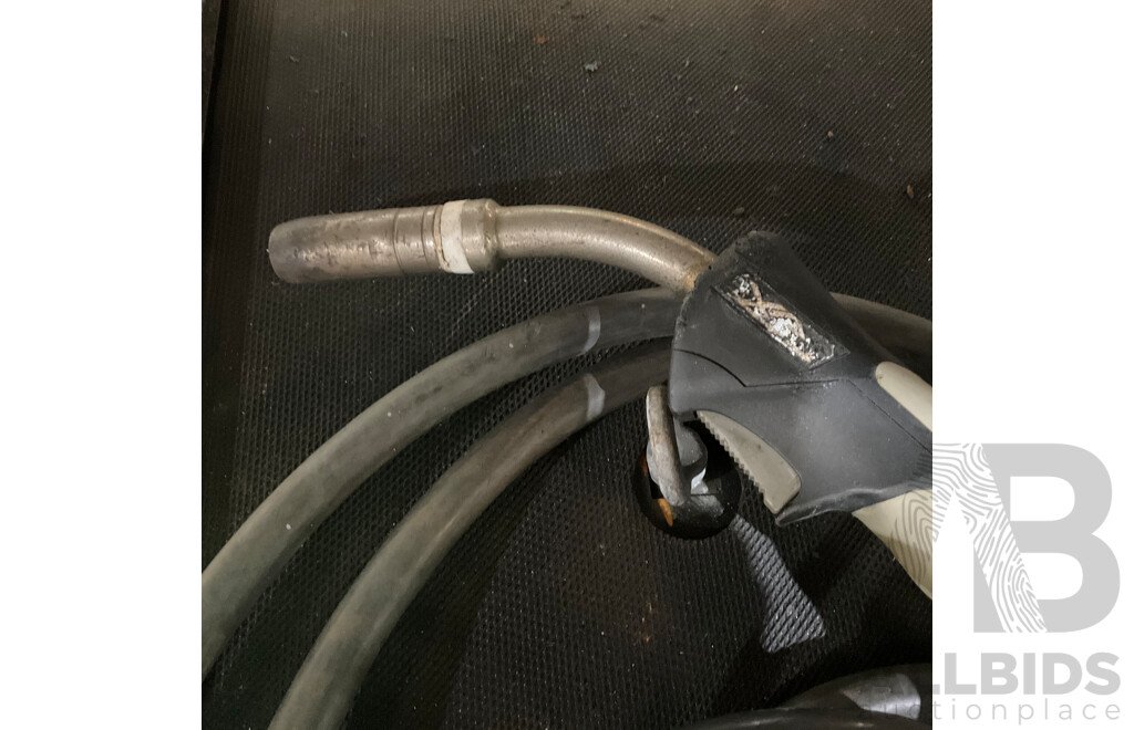 UNIMIG Pro-Craft 240 - MIG Welder