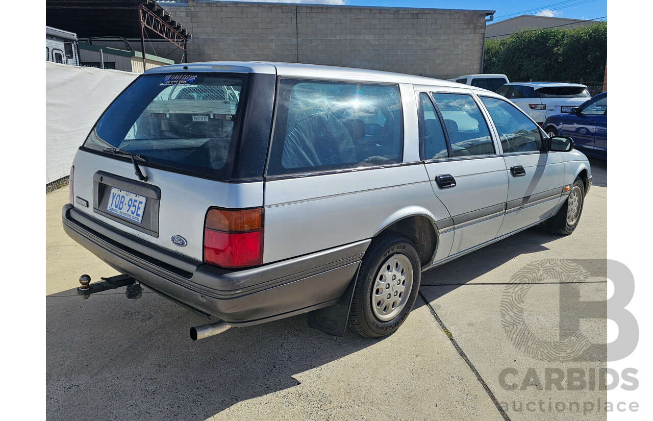 10/1991 Ford Falcon GL EAII 4d Wagon Blue 3.9L