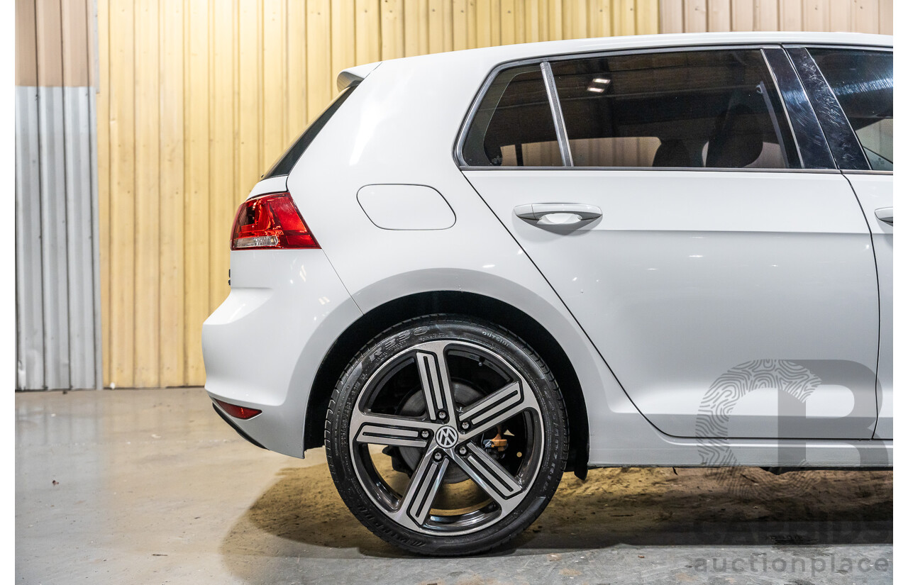 6/2015 Volkswagen Golf 90 TSI MK7 MY15 5d Hatchback White Turbo 1.4L