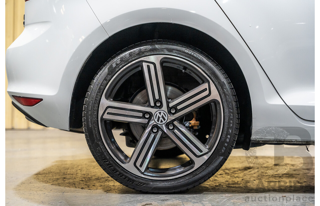 6/2015 Volkswagen Golf 90 TSI MK7 MY15 5d Hatchback White Turbo 1.4L