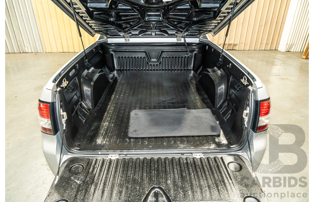 3/2016 Holden Commodore Utility SS-V Redline VF11 Utility Nitrate Silver V8 6.2L - Walkinshaw W407 Package