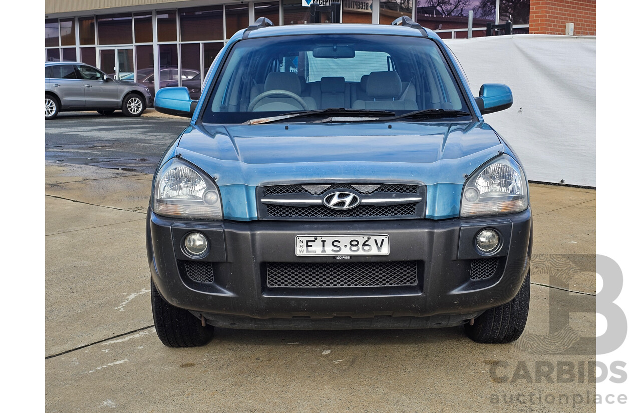 3/2005 Hyundai Tucson 4d Wagon Blue 2.7L