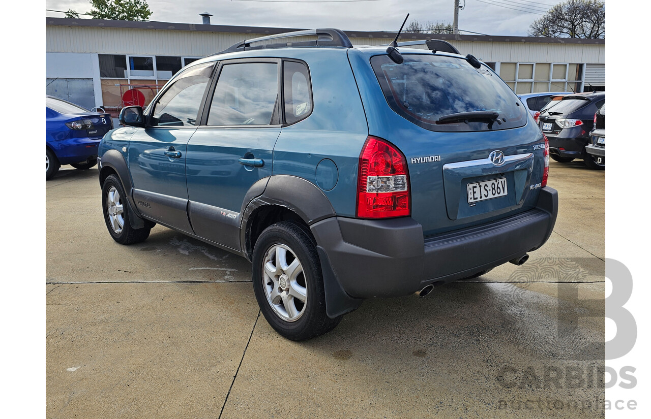 3/2005 Hyundai Tucson 4d Wagon Blue 2.7L