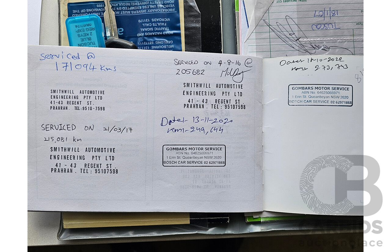 3/2005 Hyundai Tucson   4d Wagon Blue 2.7L