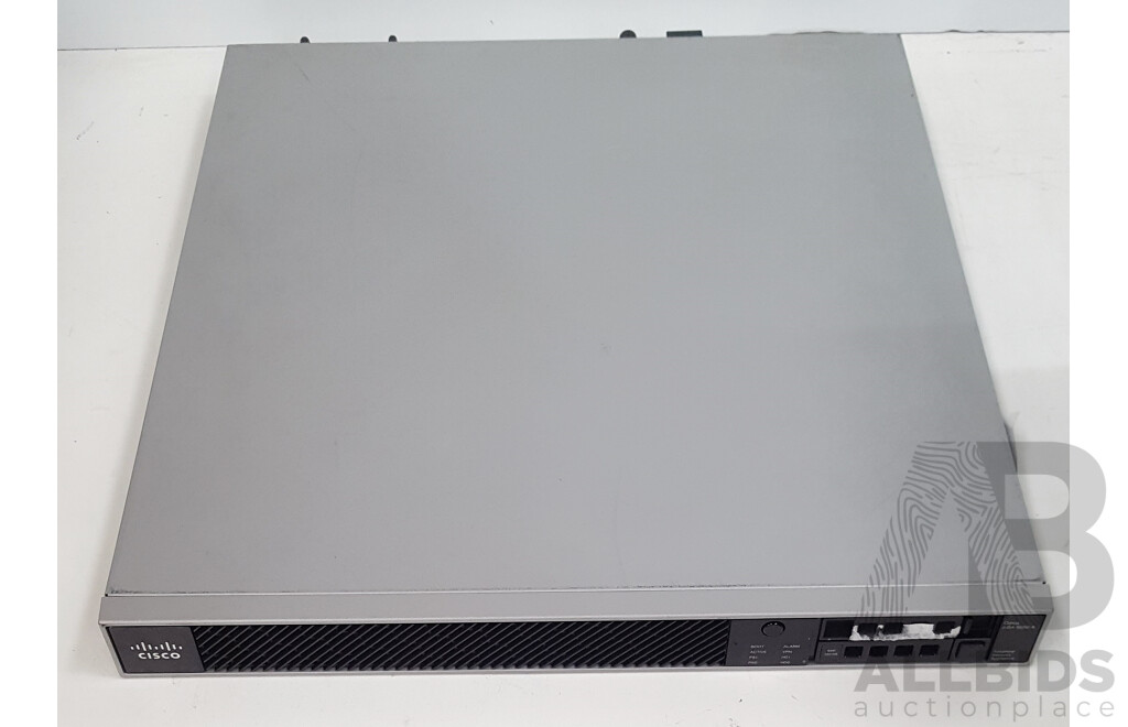 Cisco (ASA5555) ASA 5555-X Adaptive Security Appliance