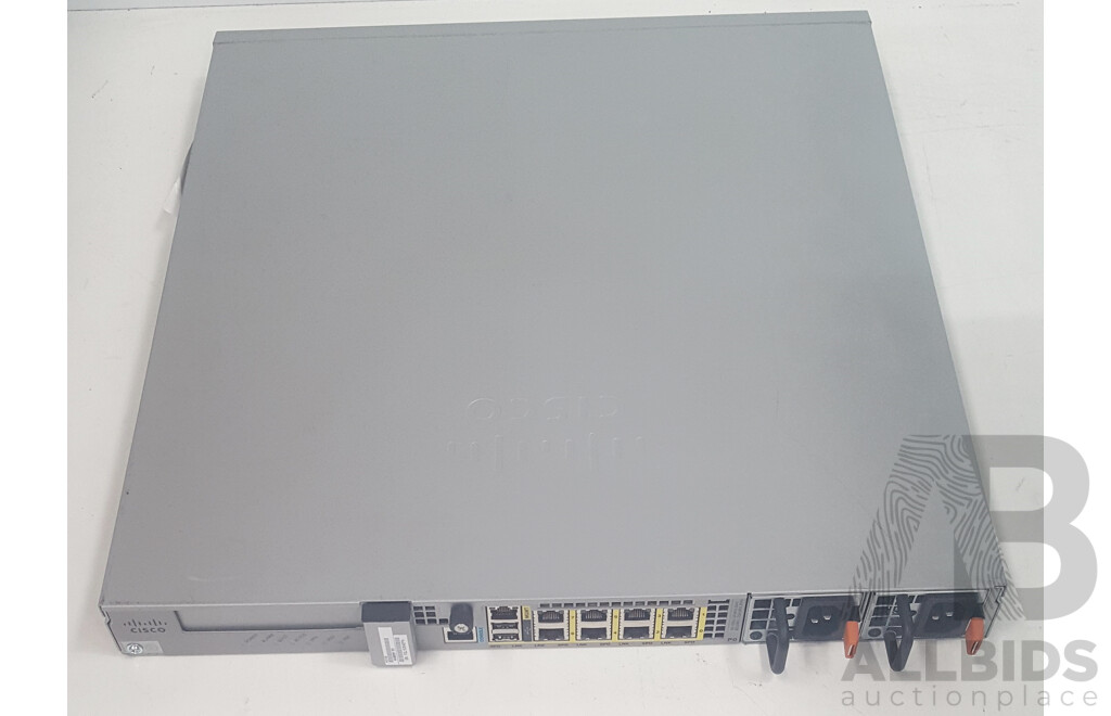 Cisco (ASA5555) ASA 5555-X Adaptive Security Appliance