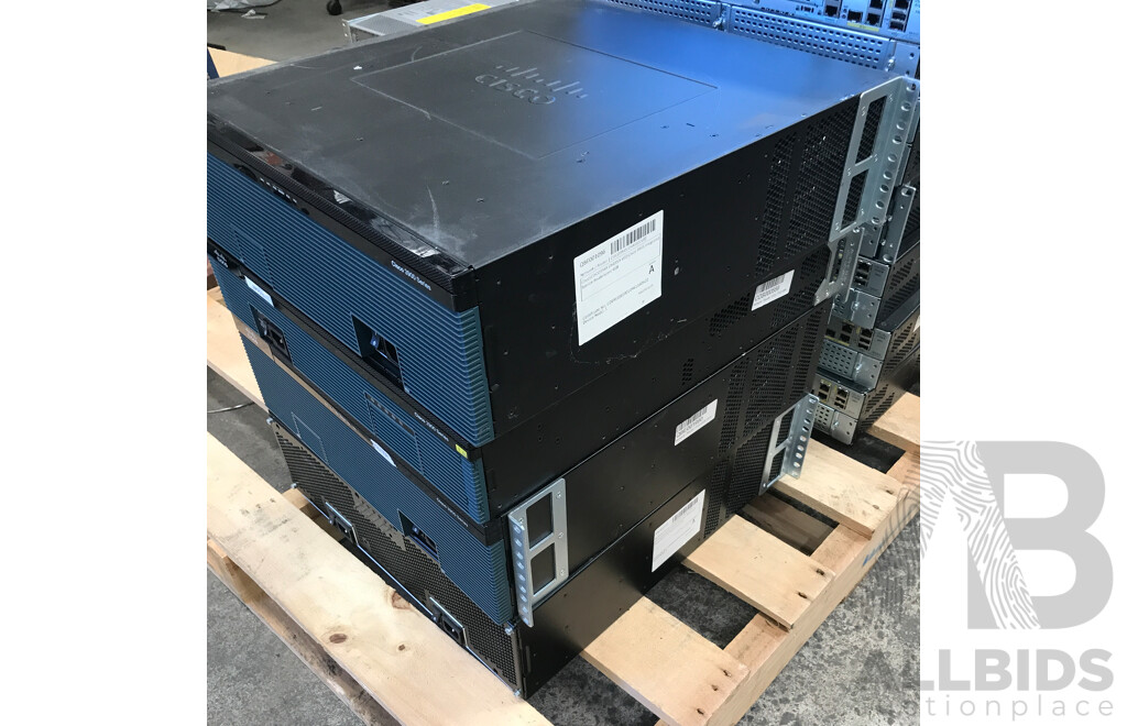 Cisco 3900 and 2900 Series Assorted Integrated Service Routers - Lot of 4